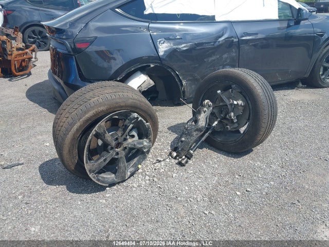 XP7YGDEEXTB757728 Tesla Model Y Long Range Launch Series/premium All-wheel Drive