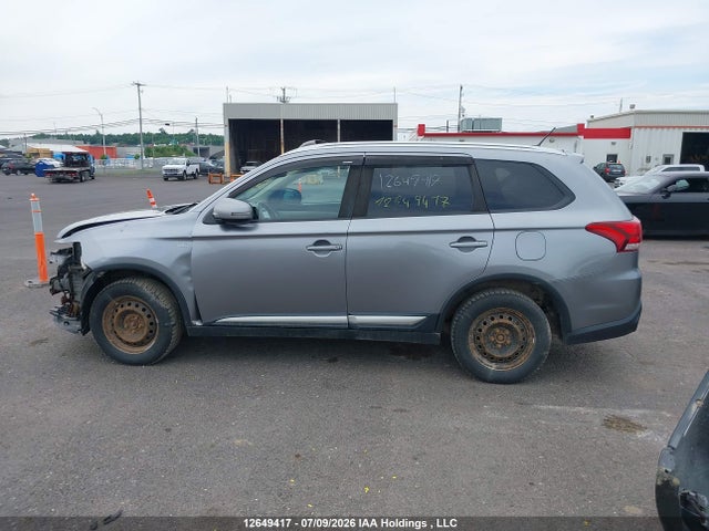 Продаж на аукціоні авто 2016 Mitsubishi Outlander Se, vin: JA4JZ3AX4GZ610703, номер лоту: 12649417