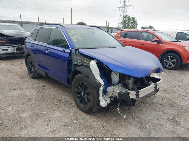 Продажа на аукционе авто 2024 Honda Cr-v Sport, vin: 2HKRS4H53RH102546, номер лота: 12649443