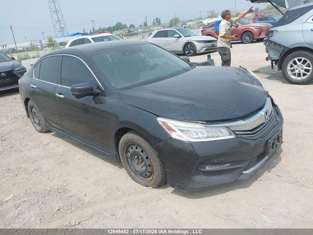2017 Honda Accord Ex მანქანა იყიდება აუქციონზე, vin: 1HGCR2F03HA804497, აუქციონის ნომერი: 12649452