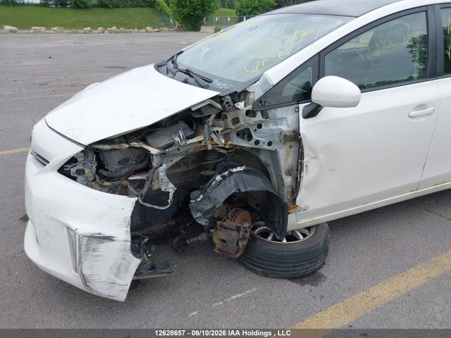 2012 Toyota Prius V მანქანა იყიდება აუქციონზე, vin: JTDZN3EU3C3048648, აუქციონის ნომერი: 12628657