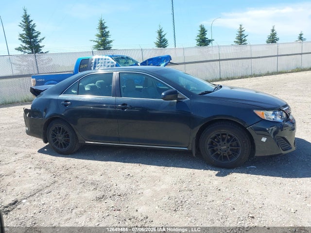 2014 Toyota Camry L/se/le/xle მანქანა იყიდება აუქციონზე, vin: 4T1BF1FK4EU409135, აუქციონის ნომერი: 12649484