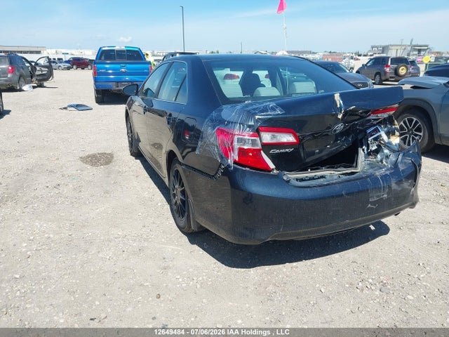 2014 Toyota Camry L/se/le/xle მანქანა იყიდება აუქციონზე, vin: 4T1BF1FK4EU409135, აუქციონის ნომერი: 12649484