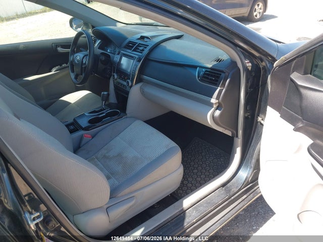 2014 Toyota Camry L/se/le/xle მანქანა იყიდება აუქციონზე, vin: 4T1BF1FK4EU409135, აუქციონის ნომერი: 12649484
