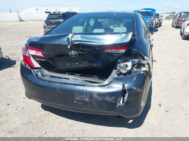 2014 Toyota Camry L/se/le/xle მანქანა იყიდება აუქციონზე, vin: 4T1BF1FK4EU409135, აუქციონის ნომერი: 12649484