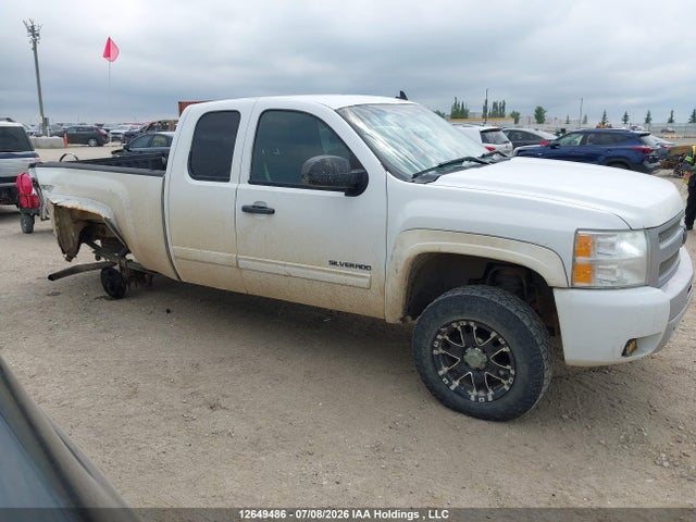 2013 Chevrolet Silverado 1500 Lt მანქანა იყიდება აუქციონზე, vin: 1GCRKSE72DZ186712, აუქციონის ნომერი: 12649486