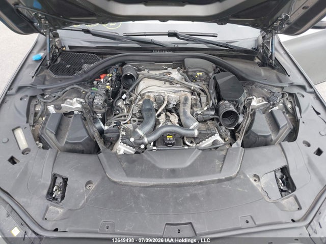 BMW 750i Xdrive 2021 WBA7R8C08MCF21213 Image 10