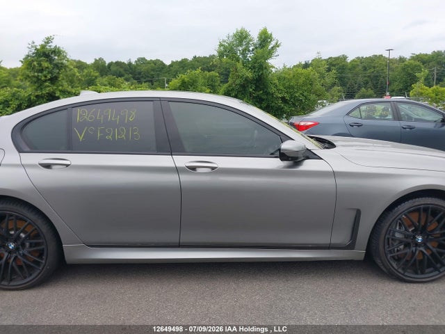 BMW 750i Xdrive 2021 WBA7R8C08MCF21213 Image 14