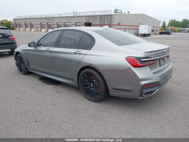 BMW 750i Xdrive 2021 WBA7R8C08MCF21213 Image 3
