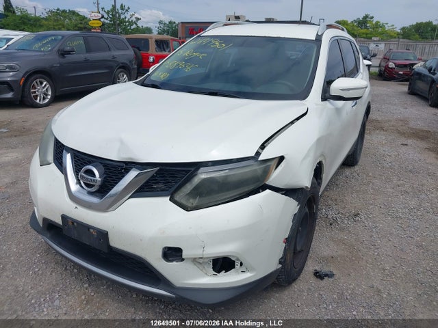 2015 Nissan Rogue S/sl/sv მანქანა იყიდება აუქციონზე, vin: 5N1AT2MTXFC889646, აუქციონის ნომერი: 12649501