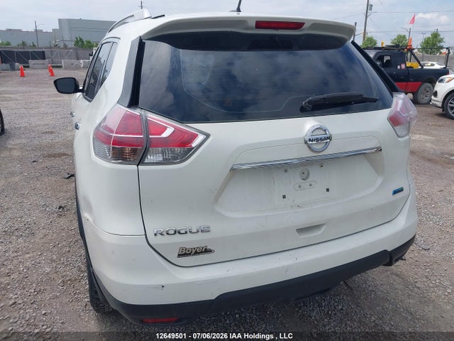 2015 Nissan Rogue S/sl/sv მანქანა იყიდება აუქციონზე, vin: 5N1AT2MTXFC889646, აუქციონის ნომერი: 12649501