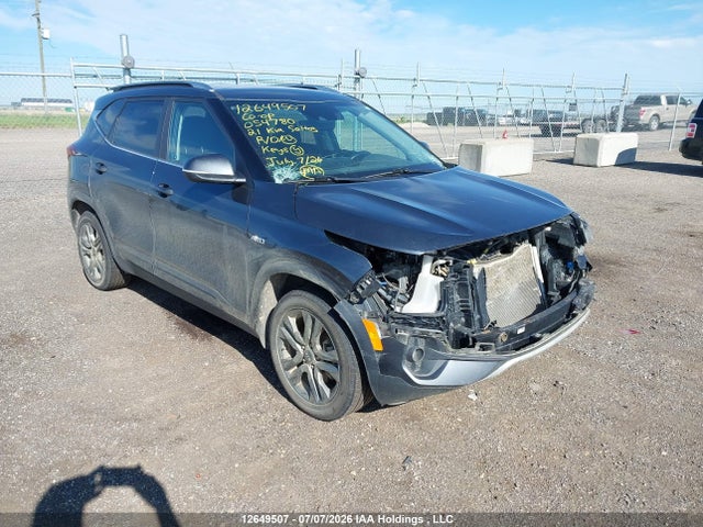 12649507 :رقم المزاد ، KNDEUCAA1M7054780 vin ، 2021 Kia Seltos Ex مزاد بيع