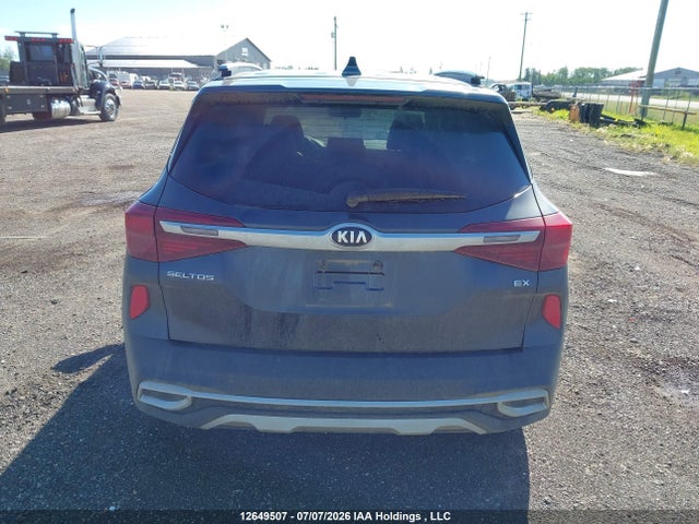 KIA SELTOS EX 2021 KNDEUCAA1M7054780 Image 16