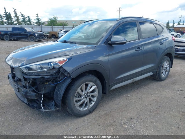 Hyundai TUCSON SE 2017 KM8J3CA44HU388994 Image 2