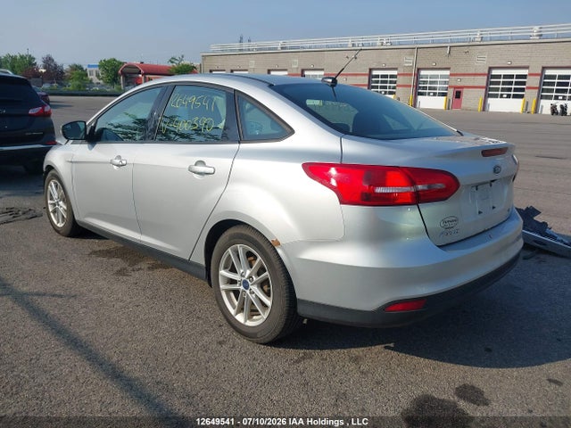 Ford FOCUS SE 2016 1FADP3F22GL400390 Image 3