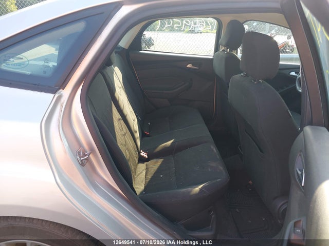 Ford FOCUS SE 2016 1FADP3F22GL400390 Image 8