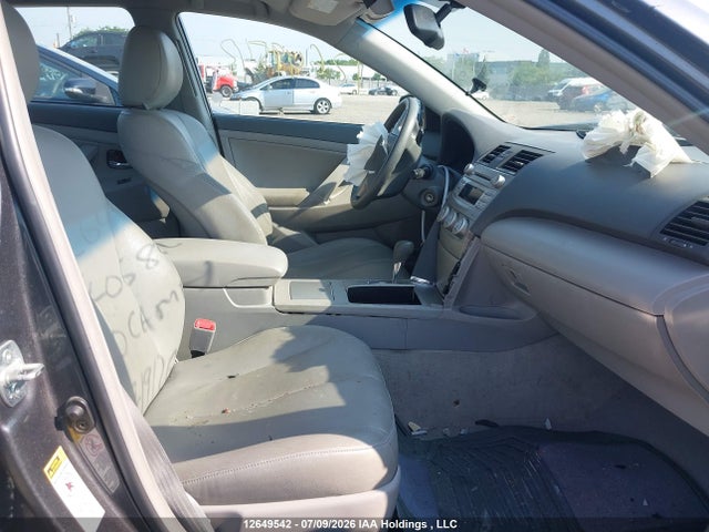 12649542 :رقم المزاد ، 4T1BF3EK2AU068082 vin ، 2010 Toyota Camry Le مزاد بيع