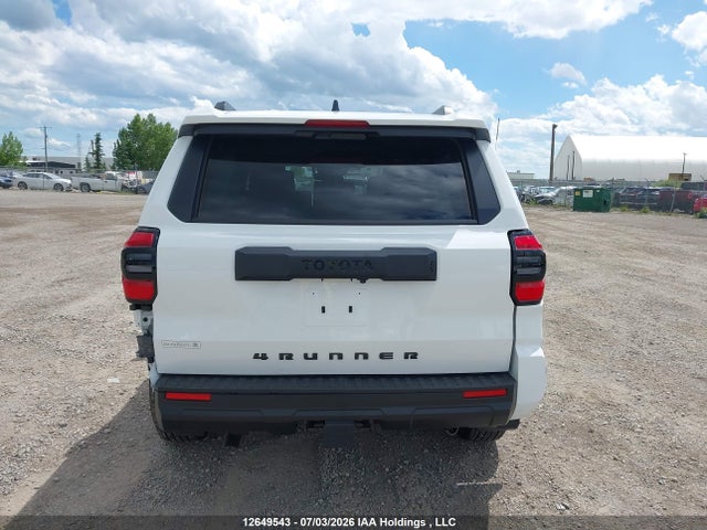 Продаж на аукціоні авто 2026 Toyota 4runner, vin: JTEVA5BR7T5128248, номер лоту: 12649543
