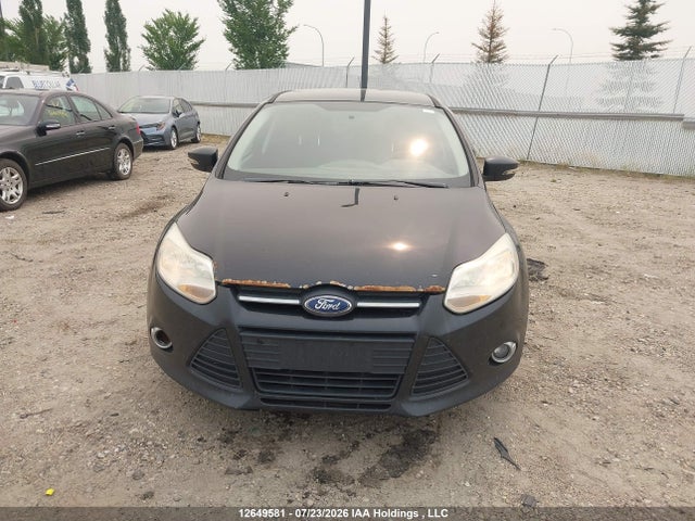 12649581 :رقم المزاد ، 1FAHP3F23CL137242 vin ، 2012 Ford Focus Se مزاد بيع