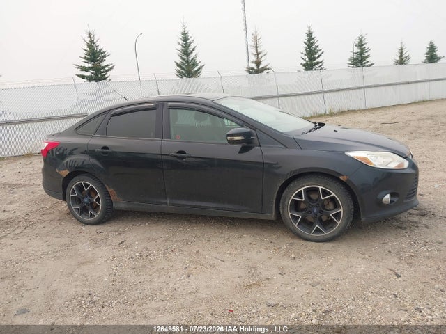 12649581 :رقم المزاد ، 1FAHP3F23CL137242 vin ، 2012 Ford Focus Se مزاد بيع