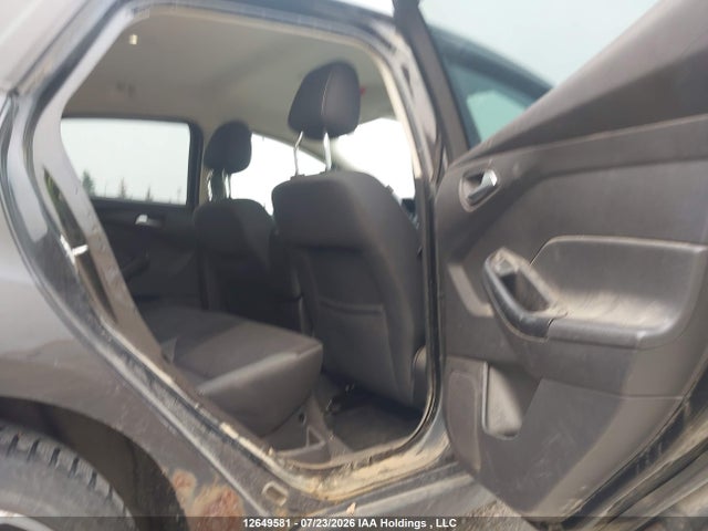 12649581 :رقم المزاد ، 1FAHP3F23CL137242 vin ، 2012 Ford Focus Se مزاد بيع