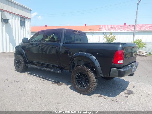 RAM 2500 Slt 2018 3C6UR5DL0JG381684 Image 3