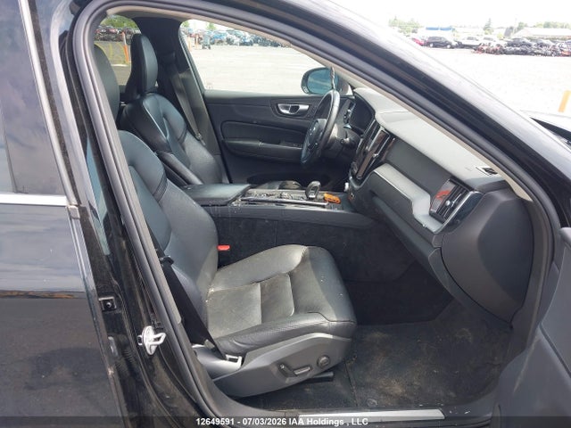 Volvo XC60 PLUS 2023 LYV062RV3PB316417 Image 5