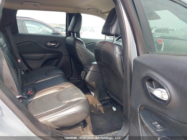 Продажа на аукционе авто 2015 Jeep Cherokee Trailhawk, vin: 1C4PJMBS1FW663620, номер лота: 12649596