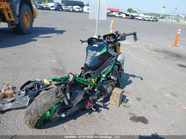 12649664 :رقم المزاد ، ML5ZRDT12SDA05329 vin ، 2025 Kawasaki Zr900 T مزاد بيع