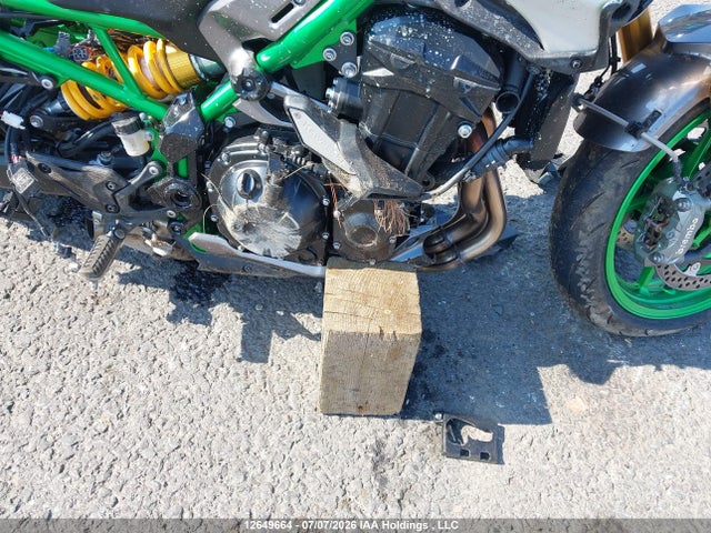 12649664 :رقم المزاد ، ML5ZRDT12SDA05329 vin ، 2025 Kawasaki Zr900 T مزاد بيع