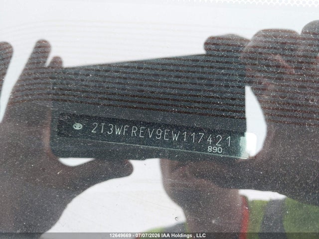 2014 Toyota Rav4 Xle მანქანა იყიდება აუქციონზე, vin: 2T3WFREV9EW117421, აუქციონის ნომერი: 12649669