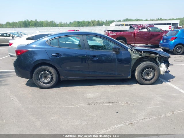 3MZBM1U77FM224119 Mazda 3 SPORT