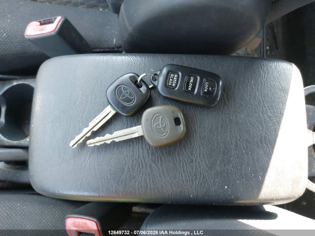 12649732 :رقم المزاد ، 2T1KR32E17C680449 vin ، 2007 Toyota Corolla Matrix Xr مزاد بيع