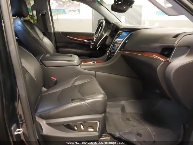 12649762 :رقم المزاد ، 1GYS4JKJ5KR269810 vin ، 2019 Cadillac Escalade Esv مزاد بيع