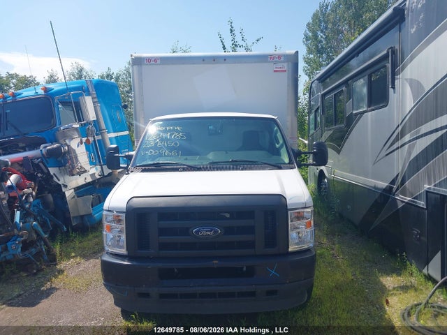 Ford Econoline E450 Super Duty Cutaway Van 2023 1FDWE4FK6PDD09661 Image 12
