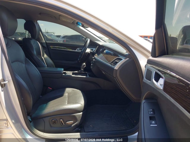 Продаж на аукціоні авто 2015 Hyundai Genesis 3.8l, vin: KMHGN4JE2FU027361, номер лоту: 12649806