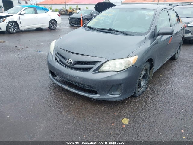 2011 Toyota Corolla Ce მანქანა იყიდება აუქციონზე, vin: 2T1BU4EE7BC670212, აუქციონის ნომერი: 12640797