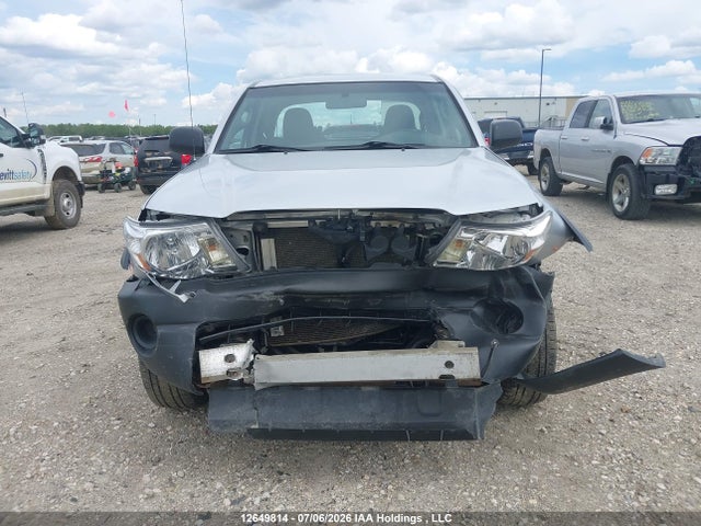 12649814 :رقم المزاد ، 5TFUU4EN3BX018472 vin ، 2011 Toyota Tacoma Base V6 مزاد بيع