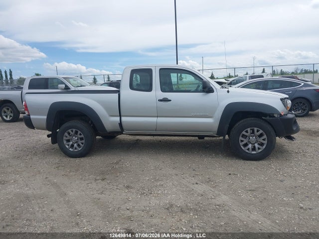 12649814 :رقم المزاد ، 5TFUU4EN3BX018472 vin ، 2011 Toyota Tacoma Base V6 مزاد بيع