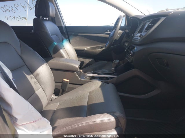 Продаж на аукціоні авто 2018 Hyundai Tucson Se 2.0l, vin: KM8J3CA42JU622927, номер лоту: 12649820