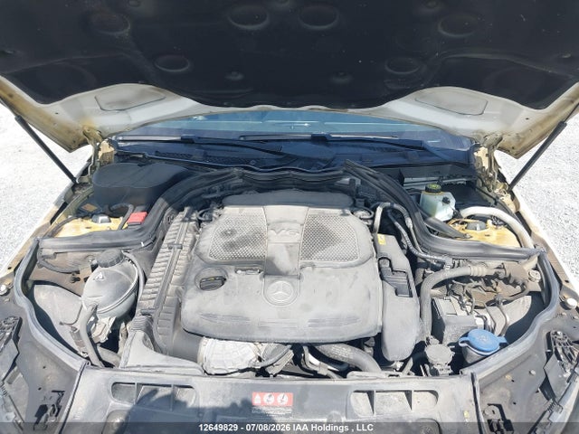 2013 Mercedes-benz C 300 4matic მანქანა იყიდება აუქციონზე, vin: WDDGF8AB0DA825747, აუქციონის ნომერი: 12649829