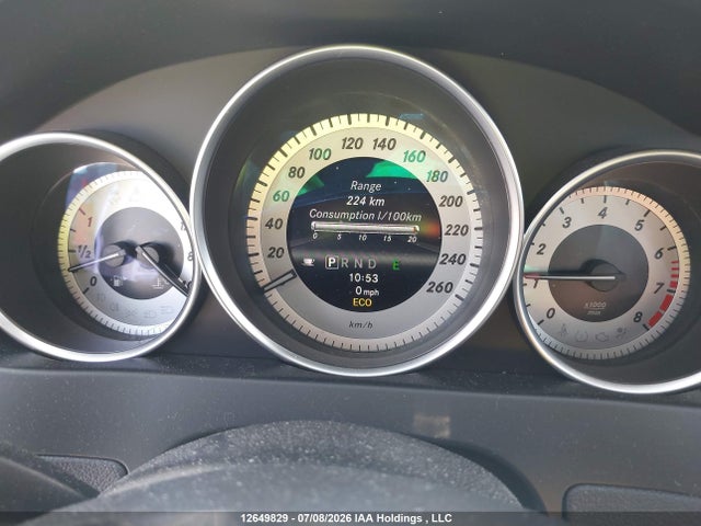 2013 Mercedes-benz C 300 4matic მანქანა იყიდება აუქციონზე, vin: WDDGF8AB0DA825747, აუქციონის ნომერი: 12649829