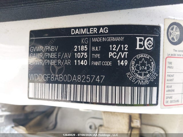 2013 Mercedes-benz C 300 4matic მანქანა იყიდება აუქციონზე, vin: WDDGF8AB0DA825747, აუქციონის ნომერი: 12649829