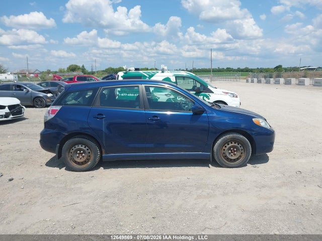 2005 Toyota Matrix მანქანა იყიდება აუქციონზე, vin: 2T1KR32E35C853062, აუქციონის ნომერი: 12649869