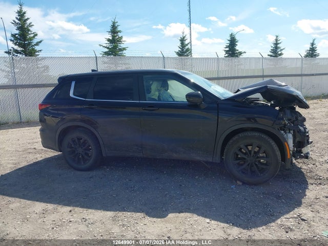 JA4J4TA84NZ606736 Mitsubishi Outlander Es