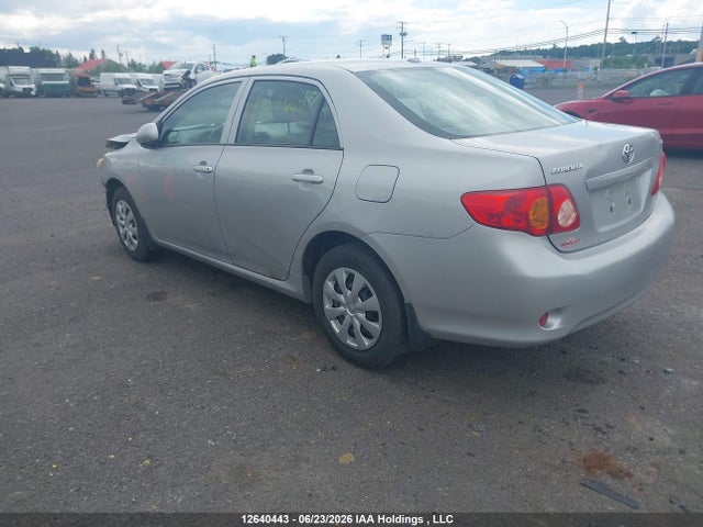 2010 Toyota Corolla Ce მანქანა იყიდება აუქციონზე, vin: 2T1BU4EE8AC242647, აუქციონის ნომერი: 12640443