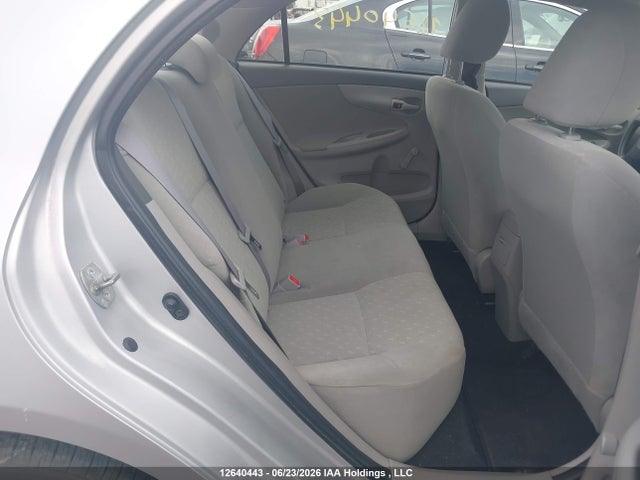 2010 Toyota Corolla Ce მანქანა იყიდება აუქციონზე, vin: 2T1BU4EE8AC242647, აუქციონის ნომერი: 12640443