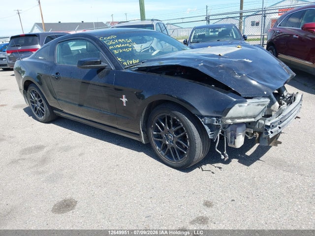 Продажа на аукционе авто 2014 Ford Mustang V6/v6 Premium, vin: 1ZVBP8AM1E5317457, номер лота: 12649951