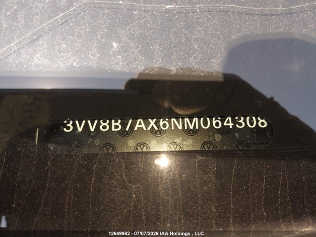 3VV8B7AX6NM064308 Volkswagen Tiguan Comfortline R-line Black Edition