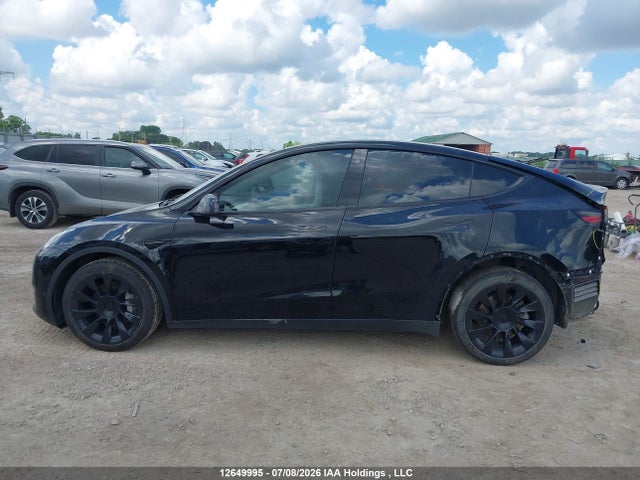 Tesla Model Y 2022 7SAYGDEE0NF372198 Image 15